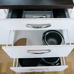 Hestia Seaport Apartament *